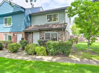 3912 Oak Villa Cir, Carmichael, CA 95608