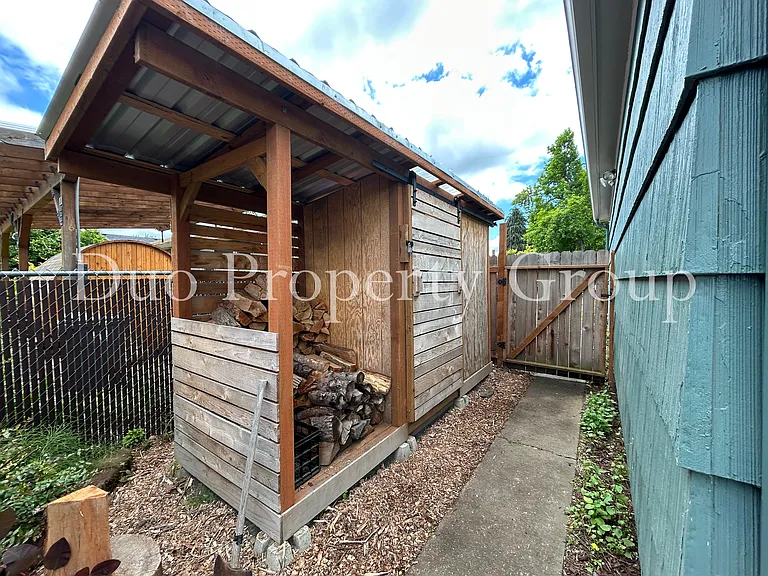 1390 M St — Photo 31