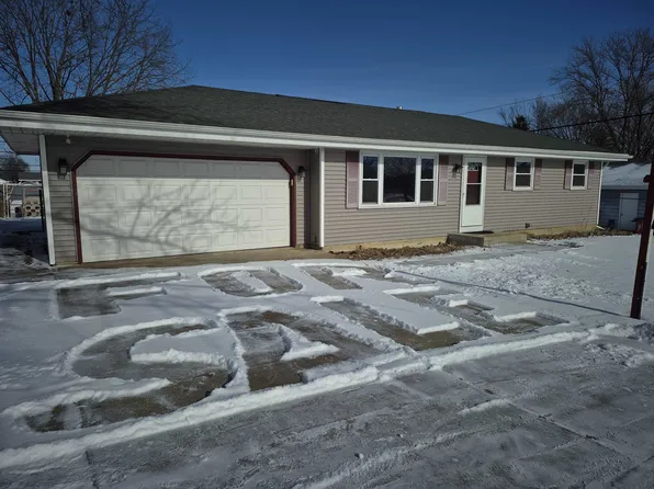 1510 Crestview St, Janesville, WI 53546
