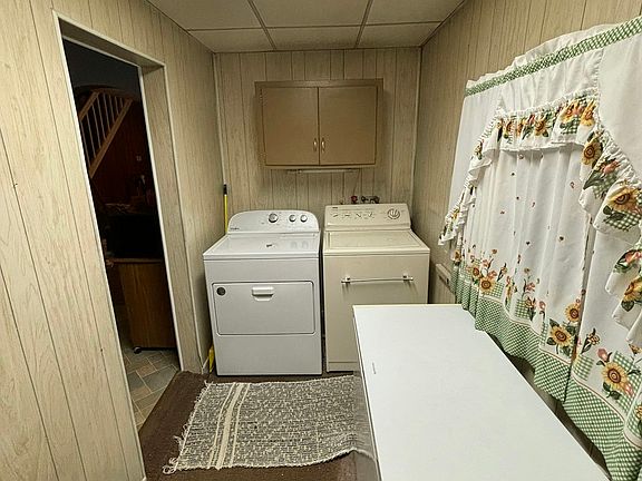 MAIN floor laundry room