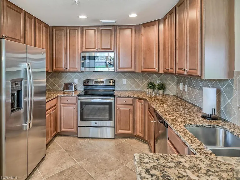 9114 Prima Way #102 — Photo 8