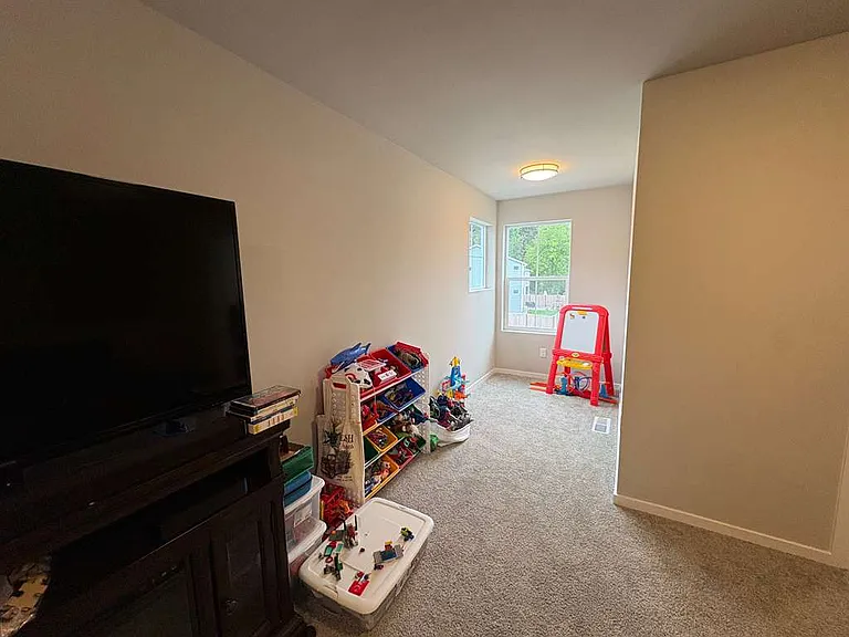 4337 23rd Ct NE — Photo 25