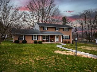 495 Dogwood Ln, Christiansburg, VA 24073