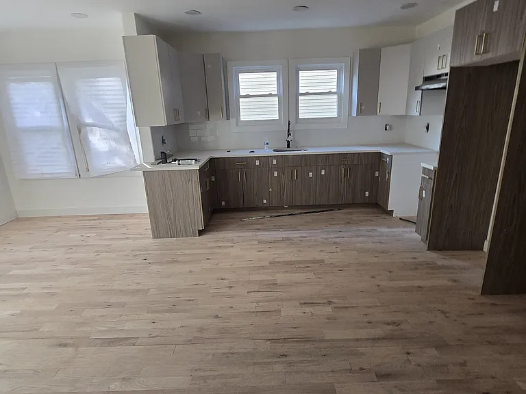 207 Hansbury Ave #G1 — Photo 2