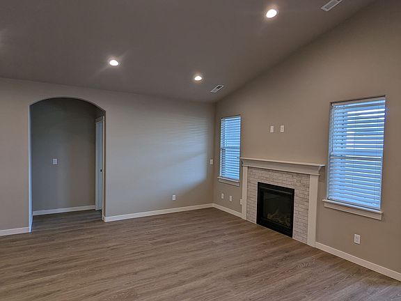 4th image of 3794 N Peyton Ln