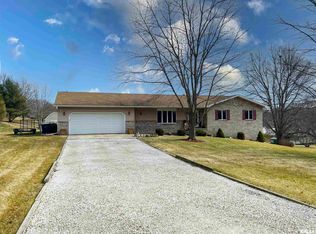 6506 S Navajo Dr, Peoria, IL