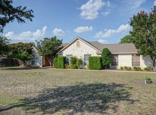 9 Fairview Dr, Round Rock, TX 78665