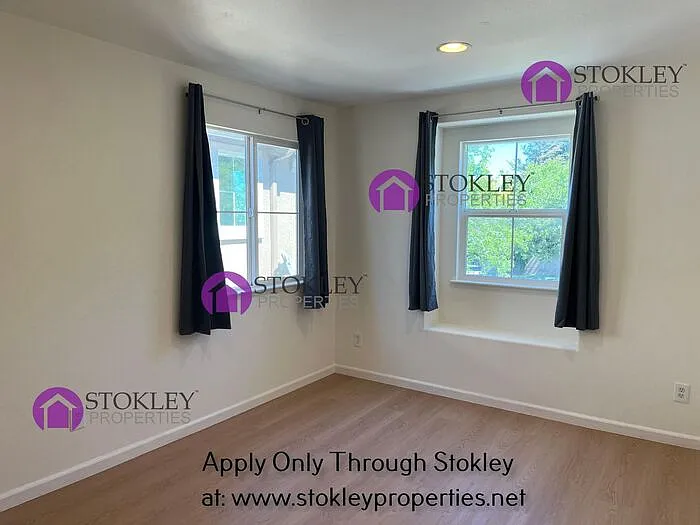 1 Addison Ct — Photo 50