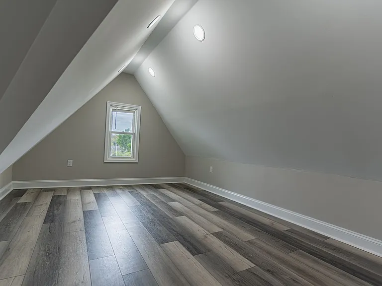 426 Evesham Ave — Photo 23