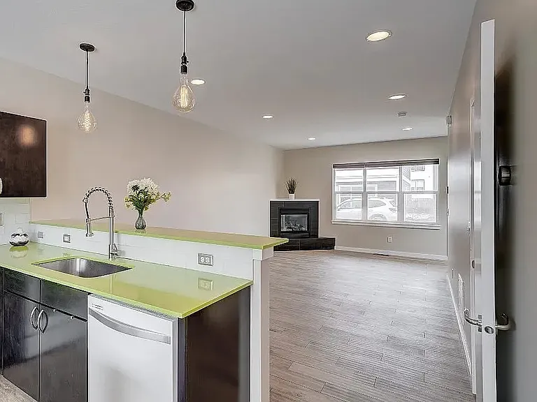 410 Enterprise Blvd #18 — Photo 5