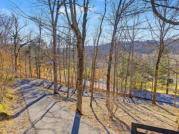 5th image of 5290 Old Harding Rd