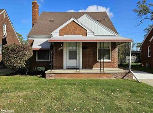 20718 Redmond St, Eastpointe, MI 48021