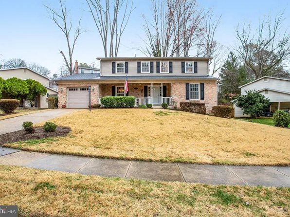 6110 Larstan Dr, Alexandria, VA 22312