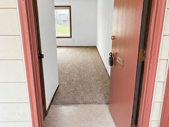 4th image of 2702-2724 SE Belmont St #2710