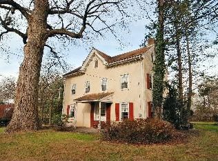 530 Meetinghouse Rd, Ambler, PA 19002