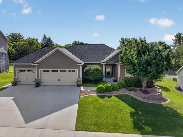 1872 Shannon Oaks Blvd NE, Rochester, MN 55906