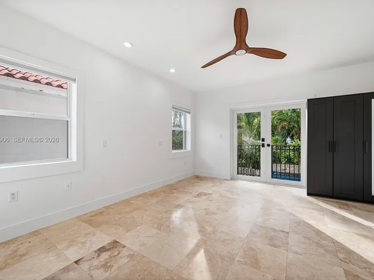2922 Virginia St #2922 — Photo 9
