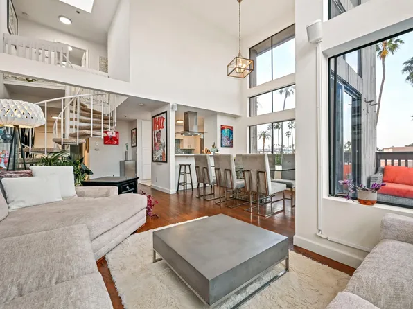 881 Thomas Ave APT 21, San Diego, CA 92109