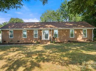 4305 Back Creek Church Rd, Charlotte, NC 28213