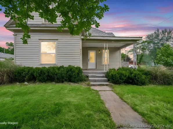 422 S Bristow Ave, Coweta, OK 74429