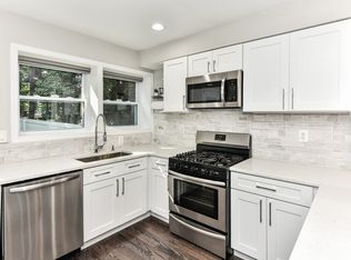 1350 Dexter Ter SE, Washington, DC 20020