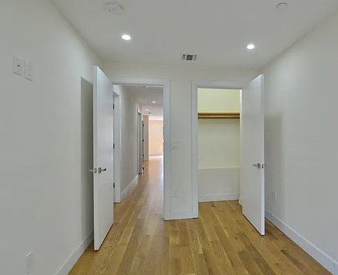 Rented by Bravado Real Estate LLC | media 5