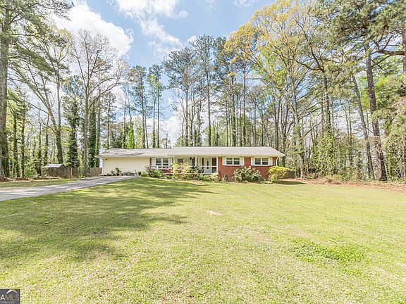 2nd image of 3985 Stonewall Tell Rd