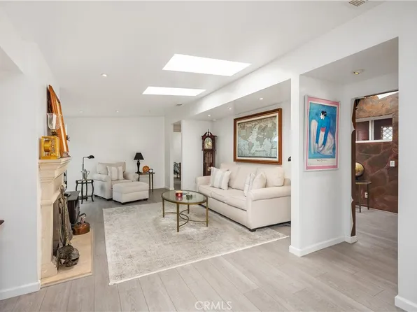 103 Yorktown, Newport Beach, CA 92660