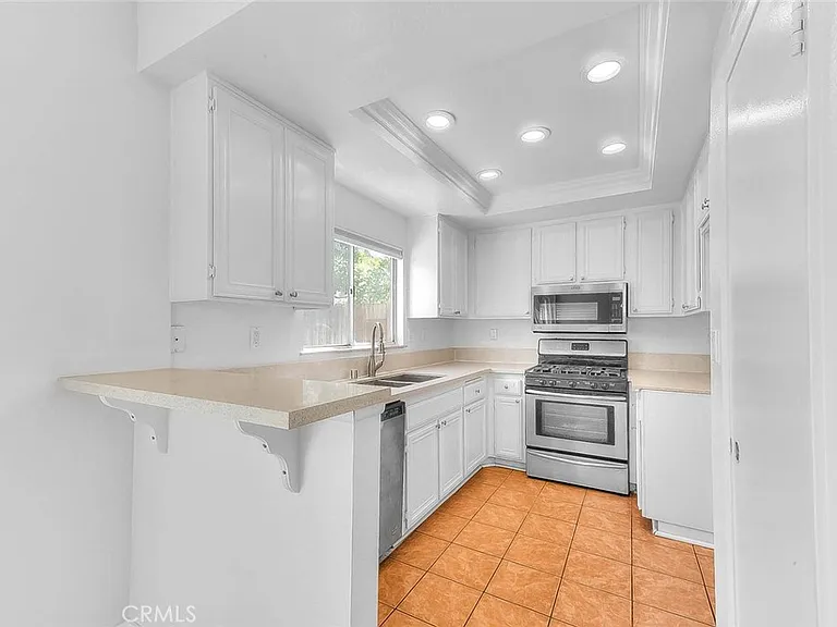 3640 Honey Glen Way — Photo 12