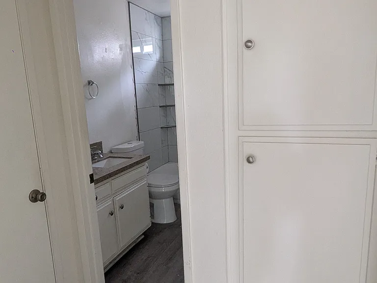 4867 Santa Cruz Ave #2 — Photo 11