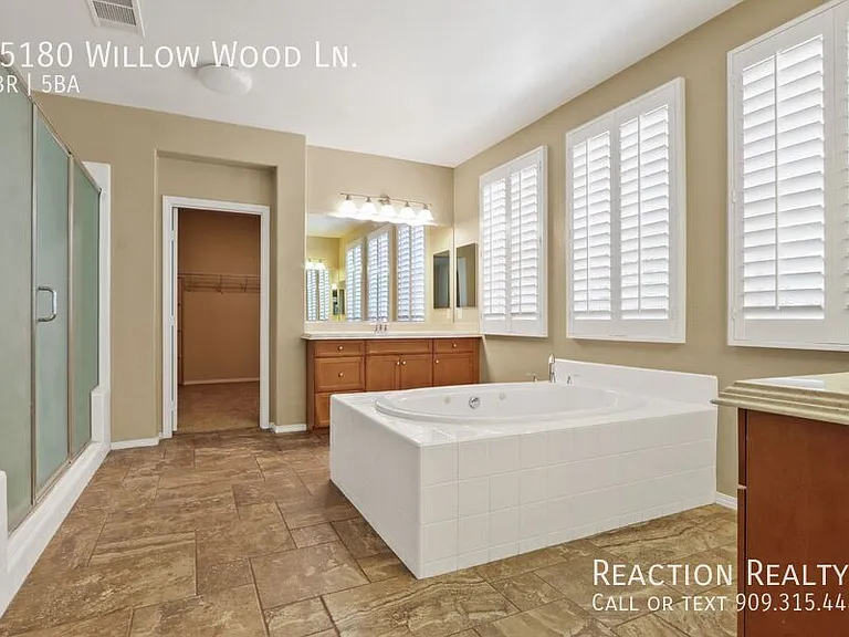15180 Willow Wood Ln — Photo 21