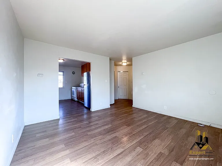 3720 Astoria St #8 — Photo 4