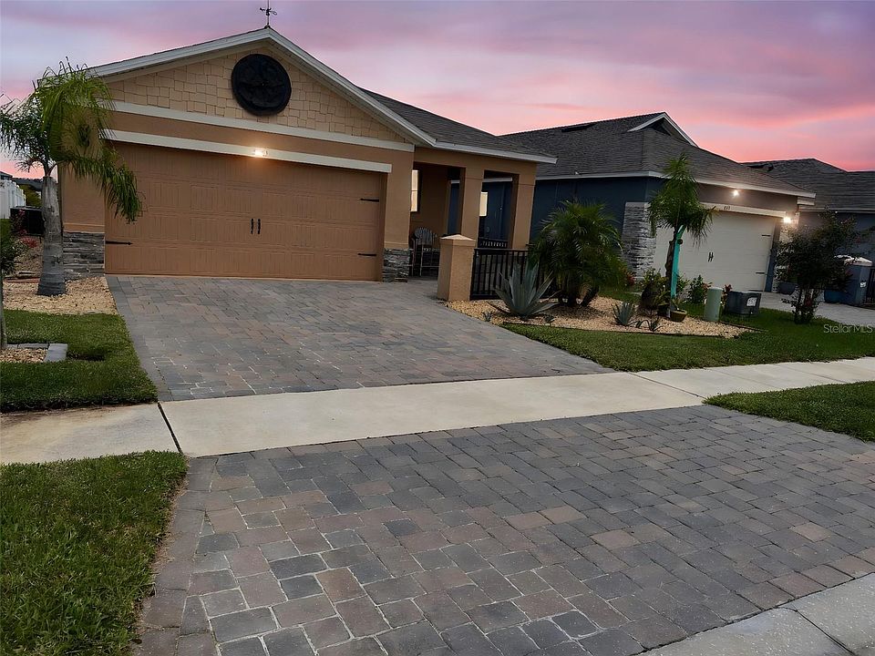 1st image of 3123 Borassus Dr