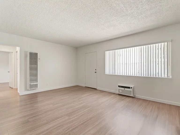 Stonewood Apartments — Photo 15