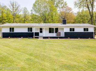 9099 Phelps Rd, Algonac, MI 48001