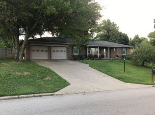 1605 Country Club Rd, Mount Vernon, IN 47620