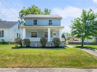 5171 Greenhurst Dr, Maple Heights, OH 44137