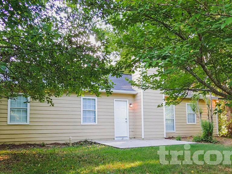 65 Spring Cir — Photo 12