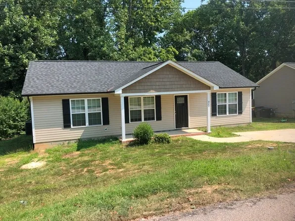922 Hoke St, Kannapolis, NC 28081