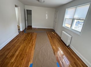 22302 65th Ave, Oakland Gardens, NY 11364