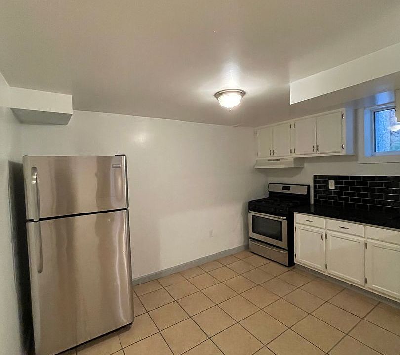 1st image of 615 S Glendale Ave #628