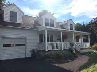 30 Harmon Rd, Glenville, NY 12302