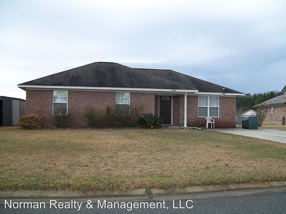 2nd image of 1002 Lamar Ct