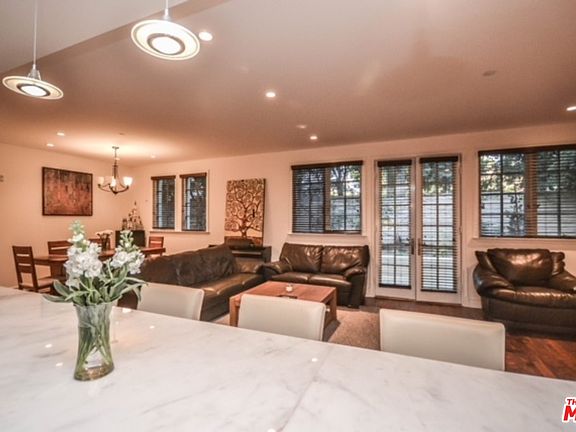 4th image of 4661 Wilshire Blvd Unit 103