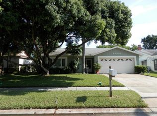 6888 124th Ave, Largo, FL 33773