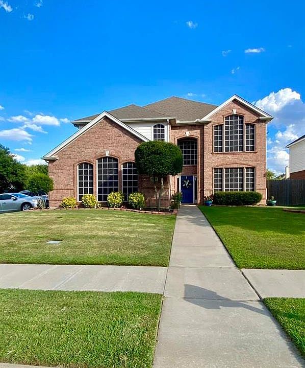 1st image of 2619 Briarcrest Dr