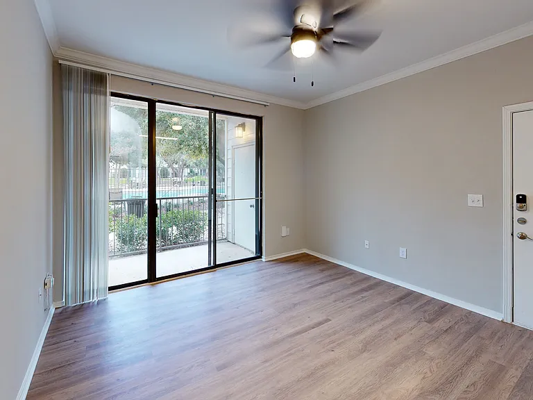 Lakeline Villas — Photo 62