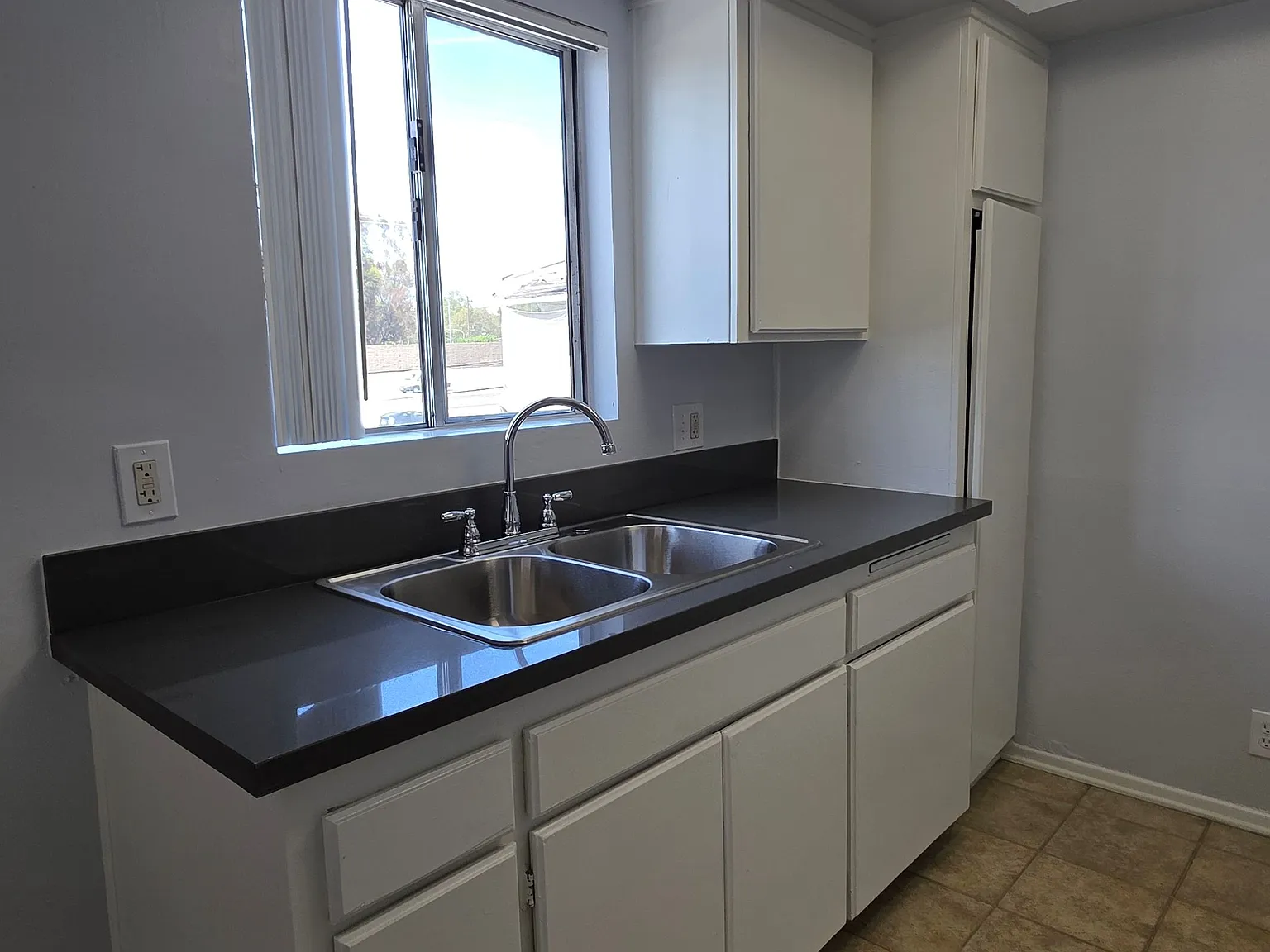 1 bed, 605 sqft, $1,745 — Photo 2