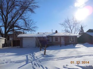718 Robert St, Aurora, IL 60506