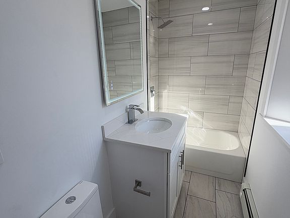 3rd image of 3225 Lucerne St #2
